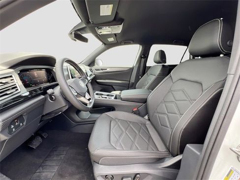 New 2025 Volkswagen Atlas Cross Sport SE image 20
