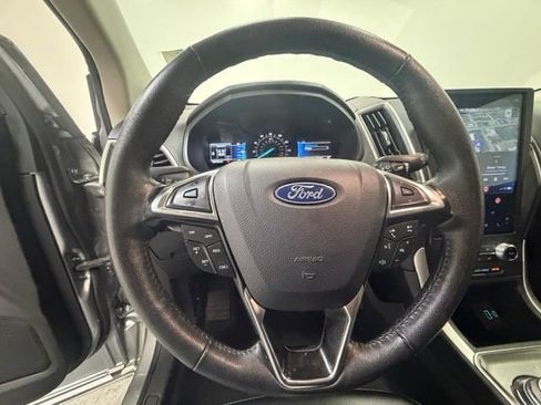 Used 2024 Ford Edge SEL AWD/4WD image 16