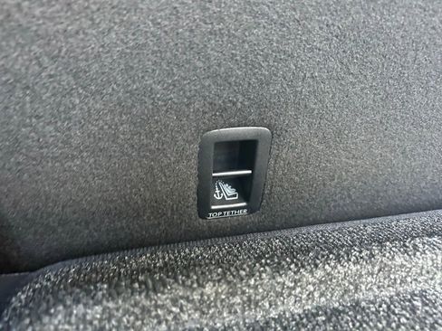 New 2026 Volkswagen Atlas Cross Sport SE image 41