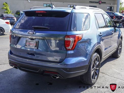 Used 2018 Ford Explorer XLT AWD/4WD image 23