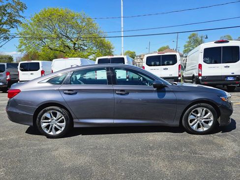 Used 2018 Honda Accord LX image 7