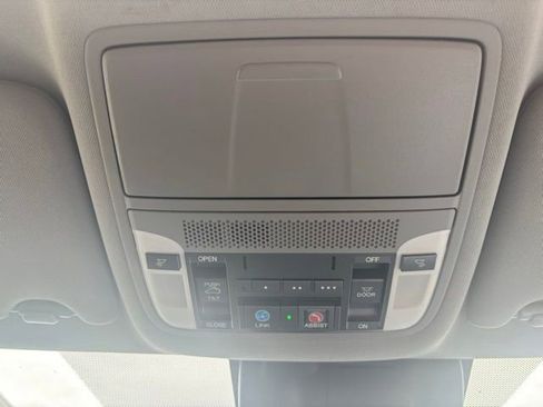 Used 2018 Acura MDX SH-AWD w/ Technology Package image 36