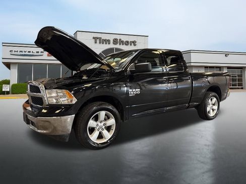 Used 2024 RAM 1500 Classic SLT AWD/4WD image 12