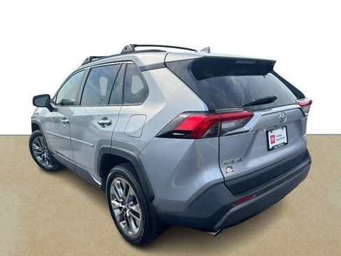 Certified 2019 Toyota RAV4 Limited w/ Advanced Technology Package AWD/4WD image 6
