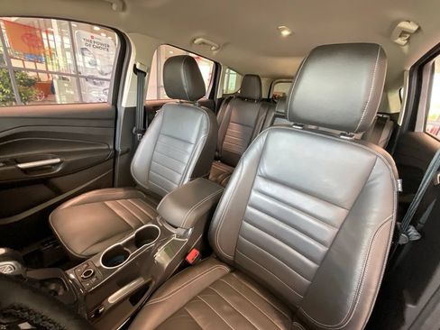 Used 2015 Ford Escape Titanium FWD image 10