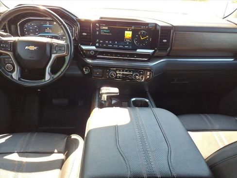 Certified 2023 Chevrolet Silverado 1500 High Country w/ Technology Package AWD/4WD image 14