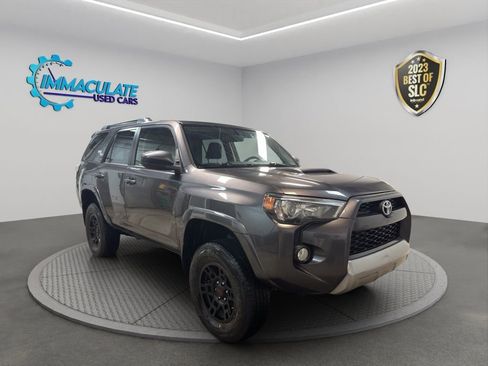 Used 2019 Toyota 4Runner TRD Off-Road image 8