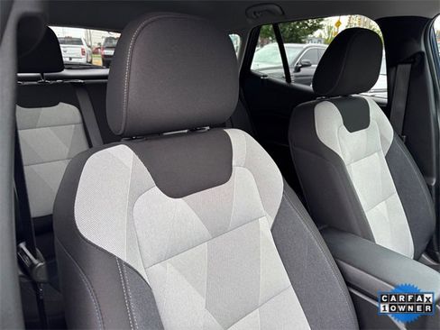 Used 2024 Chevrolet Trax LS w/ LS Convenience Package image 30