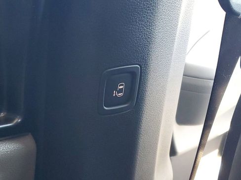 New 2026 Kia Carnival LX image 24