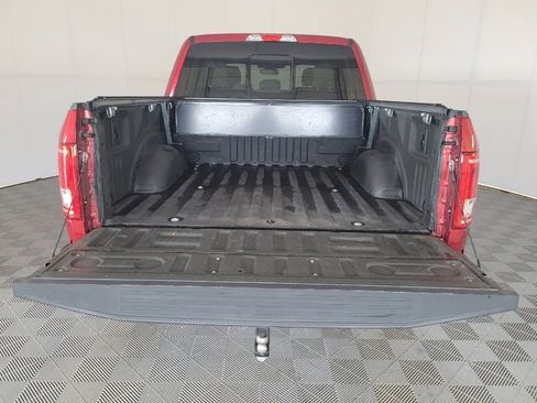 Used 2015 Ford F150 XLT w/ Equipment Group 302A Luxury AWD/4WD image 29