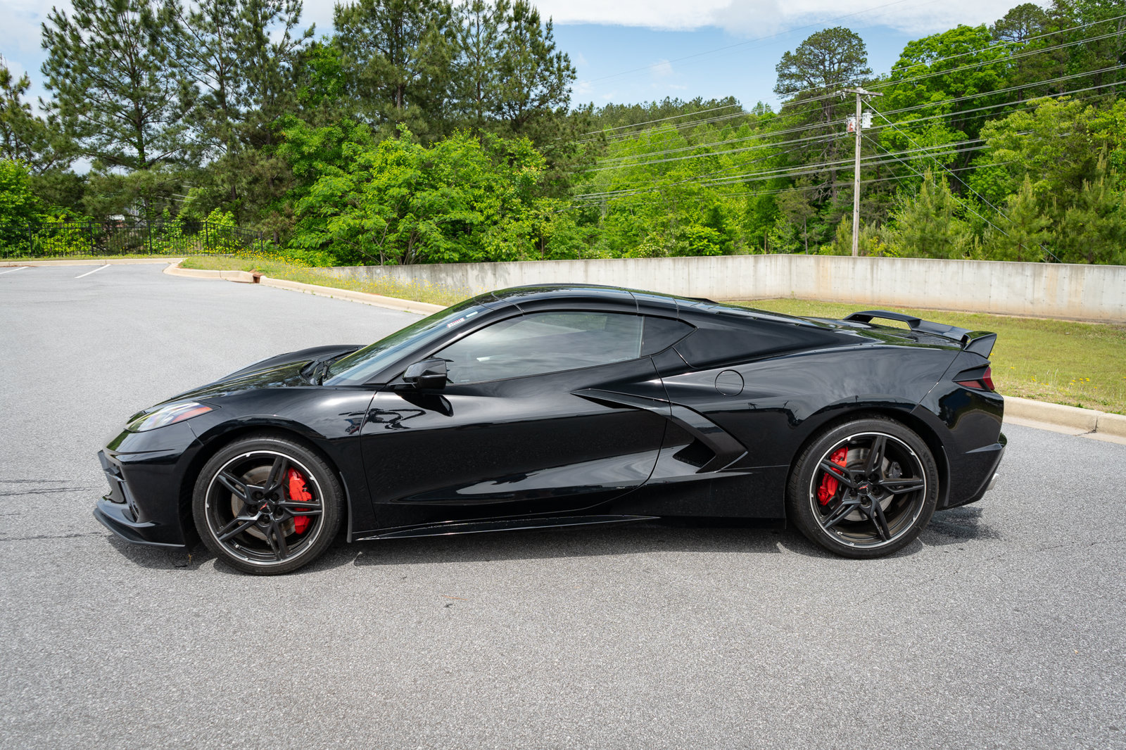 Used 2020 Chevrolet Corvette Stingray Premium Cpe w/ 3LT Preferred Equipment Group RWD image 12