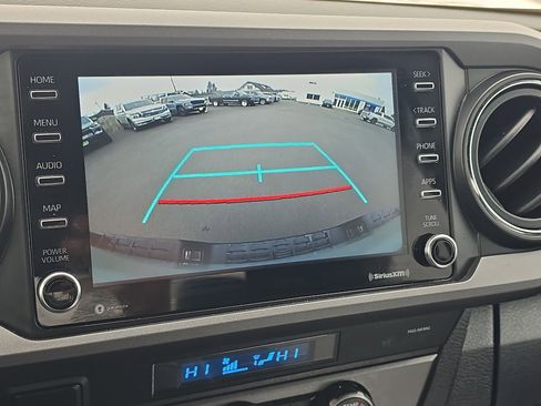 Certified 2022 Toyota Tacoma TRD Sport image 27