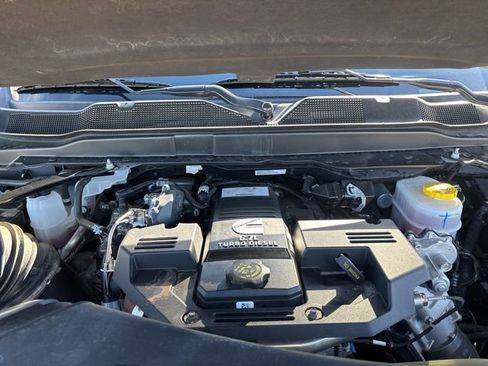 Used 2024 RAM 2500 Laramie w/ Safety Group image 24