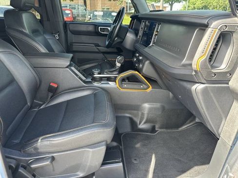 Used 2024 Ford Bronco Badlands AWD/4WD image 15