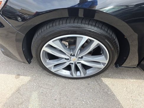 Used 2022 Chevrolet Malibu LT FWD image 24