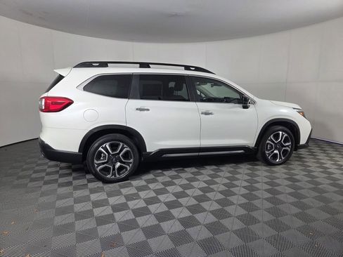 Used 2024 Subaru Ascent Touring AWD/4WD image 6