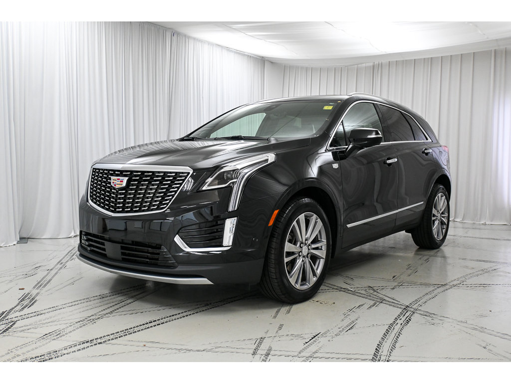 Used 2024 Cadillac XT5 Premium Luxury w/ Technology Package AWD/4WD image 4