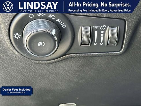 Used 2022 Jeep Compass Latitude w/ Convenience Group AWD/4WD image 24