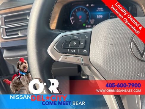 Used 2025 Volkswagen Atlas SE image 19