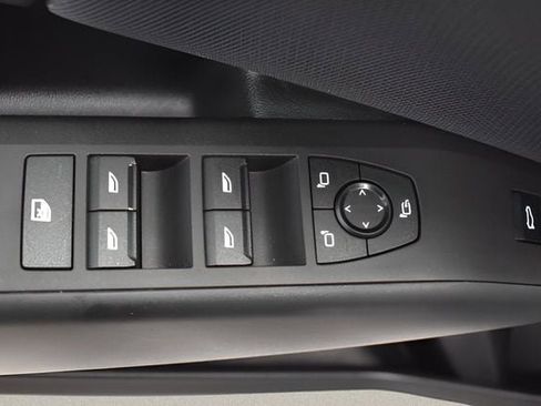 Used 2025 BMW X3 xDrive30i AWD/4WD image 21