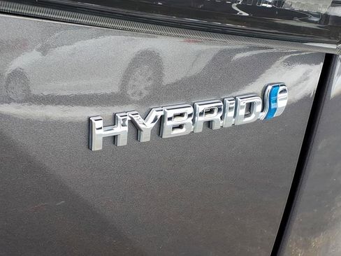 Certified 2022 Toyota Highlander XLE image 10