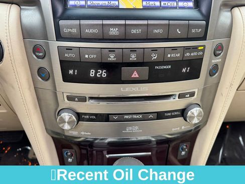 Used 2015 Lexus LX 570 4WD image 29