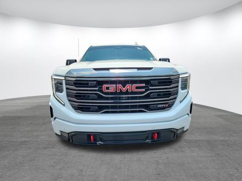 Used 2023 GMC Sierra 1500 AT4 w/ AT4 Premium Package AWD/4WD image 2