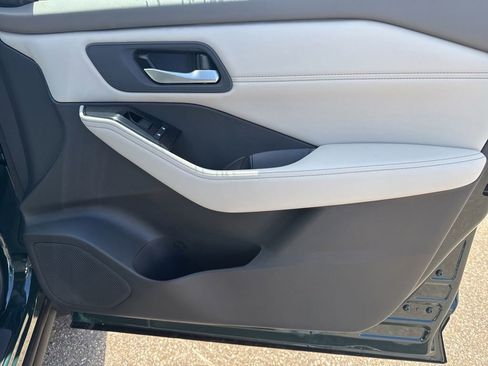 New 2026 Nissan Rogue SV AWD/4WD image 26
