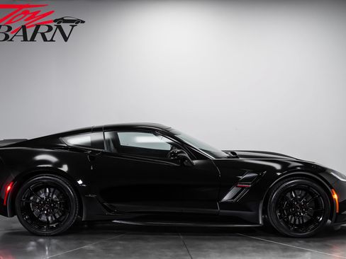 Used 2017 Chevrolet Corvette Grand Sport RWD image 14