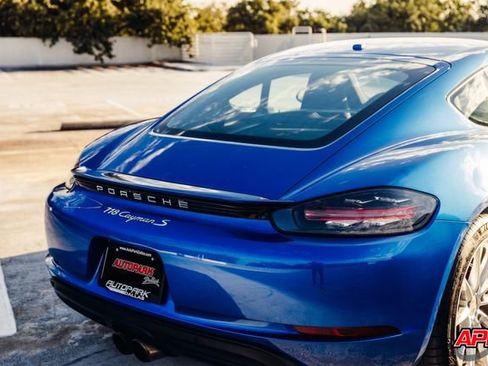Used 2017 Porsche 718 Cayman S image 30
