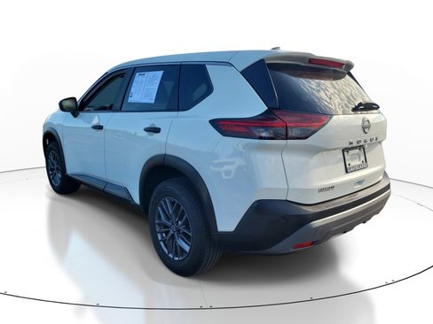 Used 2023 Nissan Rogue S FWD image 6