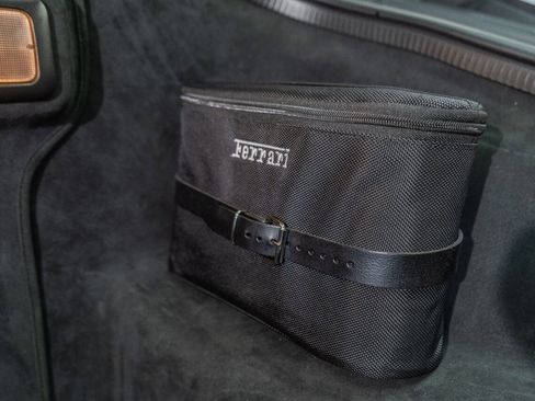 Used 2011 Ferrari 458 Italia Coupe RWD image 34