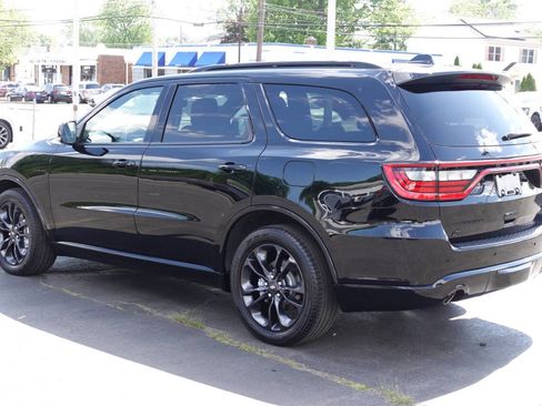Used 2024 Dodge Durango R/T w/ Blacktop Package AWD/4WD image 2