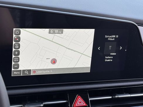 New 2025 Kia Niro EX image 19