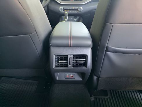 New 2026 Nissan Altima 2.5 SR FWD image 7
