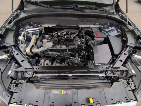 Used 2021 Volvo XC60 T5 Momentum w/ Advanced Package image 15