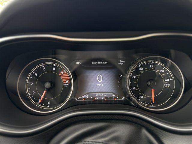 Used 2019 Jeep Cherokee Limited AWD/4WD image 26