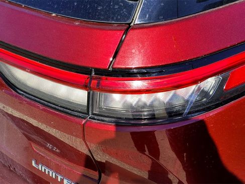 Used 2024 Jeep Grand Cherokee Limited image 6