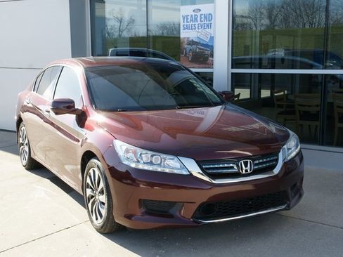 Used 2015 Honda Accord Touring image 6