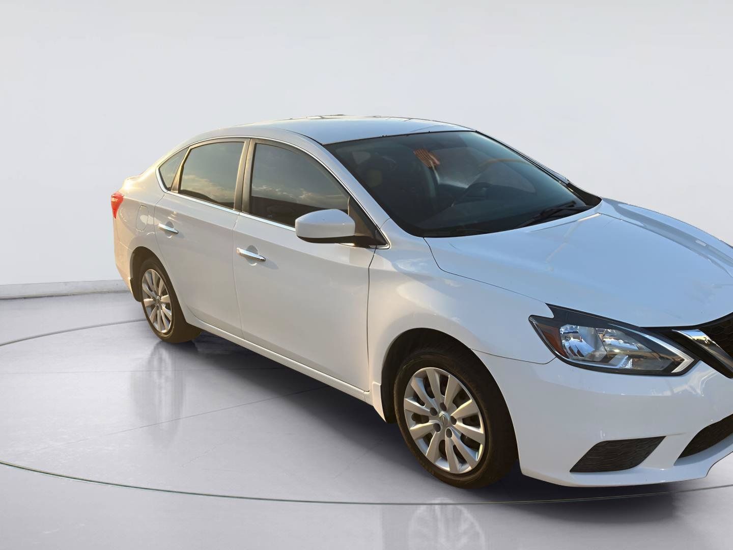Used 2017 Nissan Sentra S FWD image 1