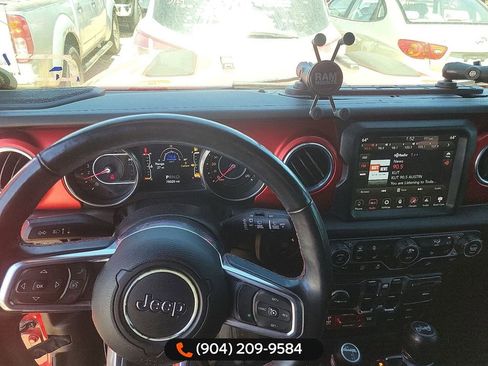 Used 2018 Jeep Wrangler Unlimited Rubicon image 5