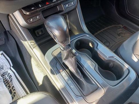 Used 2022 Chevrolet Colorado Z71 image 15