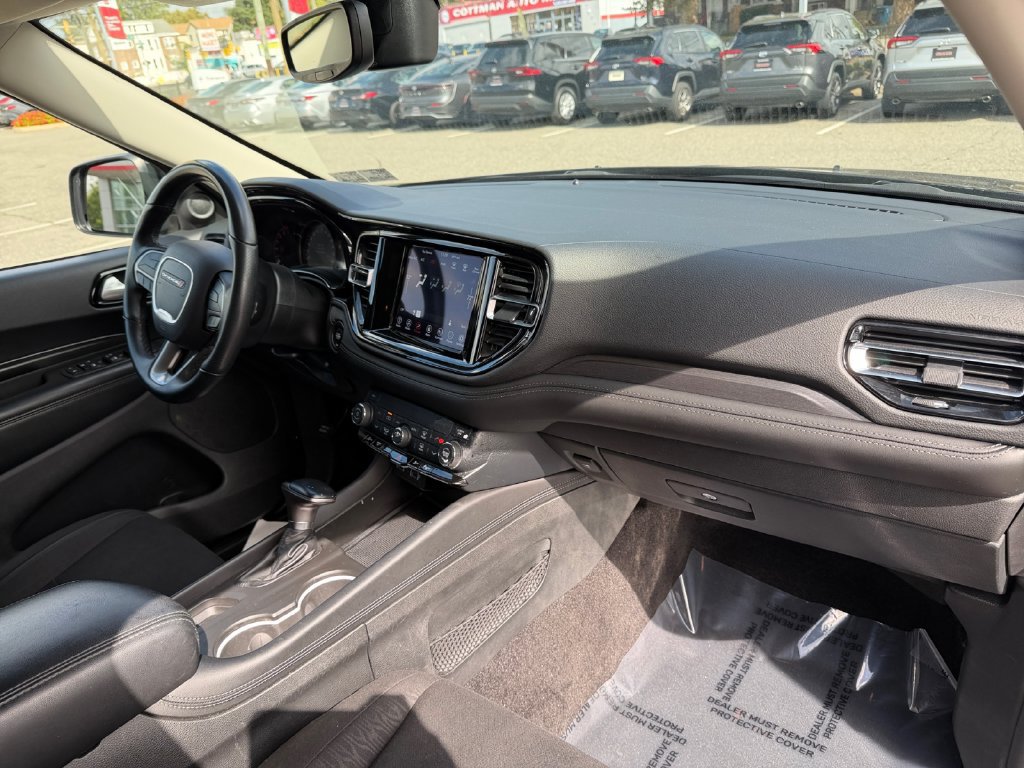 Used 2022 Dodge Durango SXT w/ Anodized Platinum Package AWD/4WD image 16