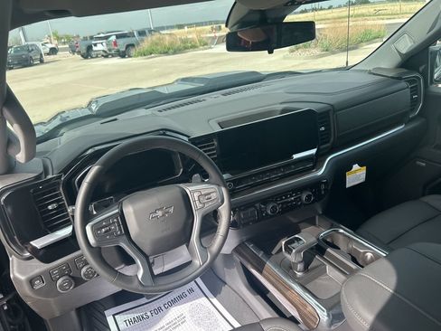 New 2026 Chevrolet Silverado 1500 LT Trail Boss w/ Convenience Package II AWD/4WD image 13