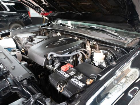 Used 2023 Toyota Tacoma TRD Sport image 32