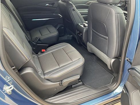 New 2026 Chevrolet Traverse High Country image 17