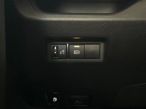 Used 2025 Toyota RAV4 LE image 25