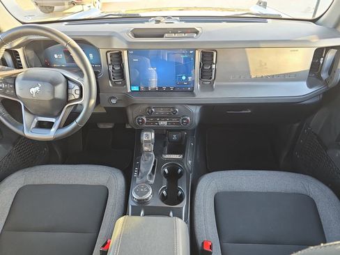 Used 2025 Ford Bronco Big Bend AWD/4WD image 9
