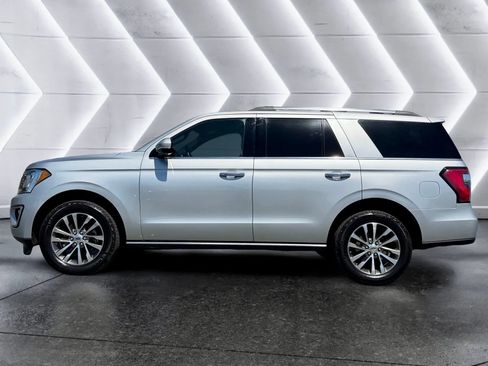 Used 2018 Ford Expedition Limited AWD/4WD image 5