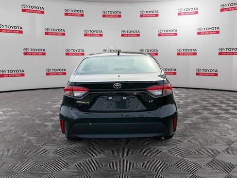 Used 2024 Toyota Corolla LE FWD image 4